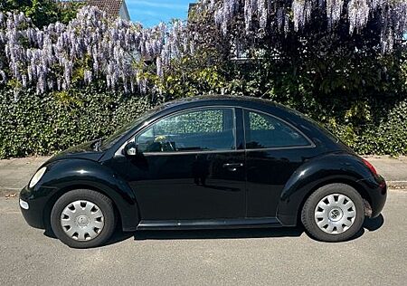 VW Beetle Volkswagen New 2.0