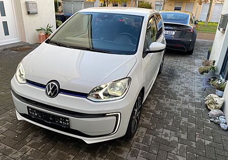 VW Up Volkswagen ! e-! Style Plus e-! Style Plus