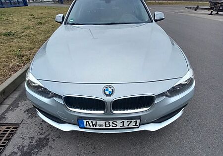 BMW 318d Touring Luxury Line Luxury Line