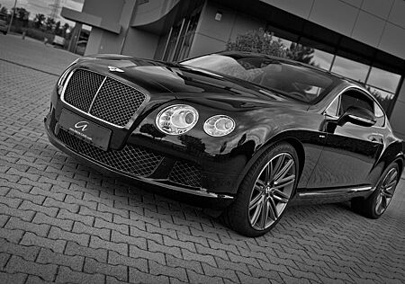 Bentley Continental GT Speed 6.0 W12 4WD Automatik