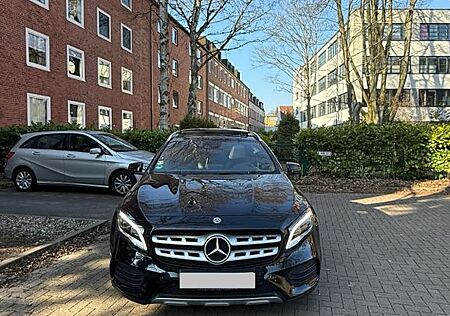 Mercedes-Benz GLA 250 4MATIC DCT -