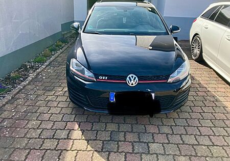 VW Golf Volkswagen 2.0 TSI BMT GTI GTI