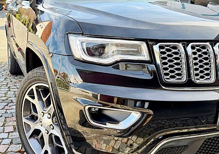 Jeep Grand Cherokee 3.0l V6 Overland, TÜV 11/2027