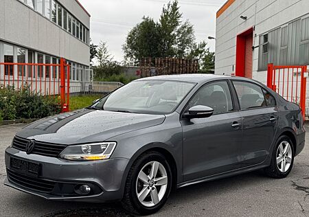 VW Jetta Volkswagen VI Comfortline BMT