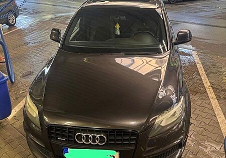 Audi Q7 3.0 TDI (DPF) quattro tiptronic -