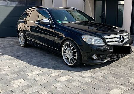 Mercedes-Benz C 200 C200 K AVANTGARDE großes AMG Paket Comand