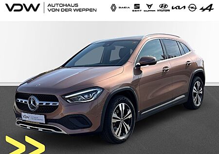 Mercedes-Benz GLA 200 DSG Navi AHK SHZ DAB Tempomat LED Klima