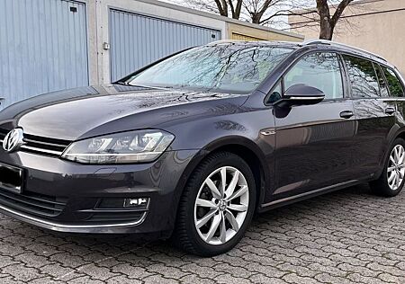 VW Golf Volkswagen 7 TDI DSG BMT LOUNGE Variant TÜV Neu
