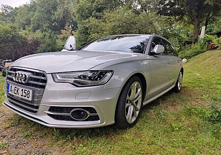 Audi S6 4.0 TFSI quattro S tronic Avant -