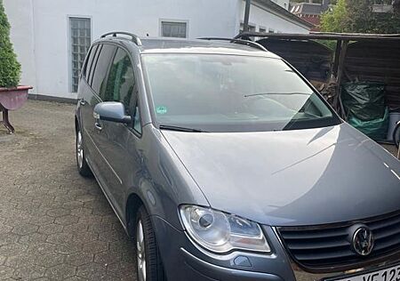 VW Touran Volkswagen 1.4 TSI 103kW DSG -