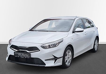 Kia Cee'd Ceed 1.5 T-GDI Vision, DCT, Komf+, Navi, GJR