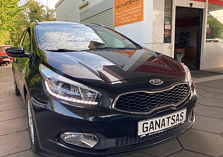 Kia Cee'd / Ceed -Klimaaut.-Navi-Kamera-PDC