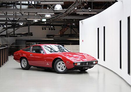 Ferrari 365 GT C/4 Rosso Nearco " Matching"