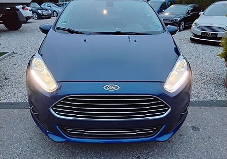 Ford Fiesta 1,0 EcoBoo74kW Titanium TÜV Kundendien ne