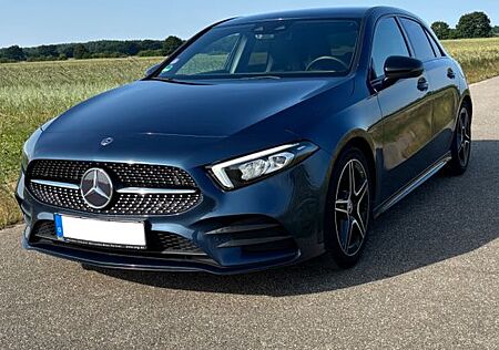 Mercedes-Benz A 200 - AMG Line | Navi Premium AR | Unfallfrei
