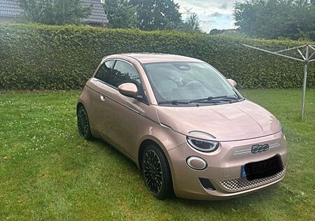 Fiat 500E La Prima by Bocelli