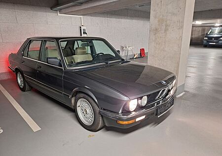 BMW 525 E28 e (eta)