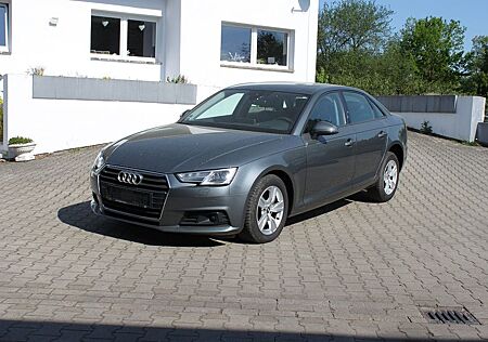 Audi A4 2.0 TDI - Navi-HeadUp-DigCockpit-ACC-1-Hand