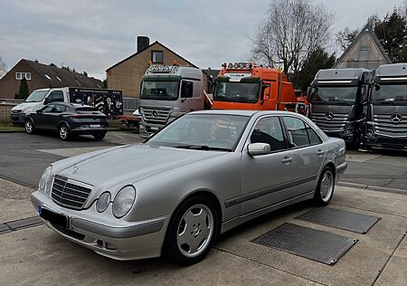Mercedes-Benz E 200 KOMPRESSOR CLASSIC Classic