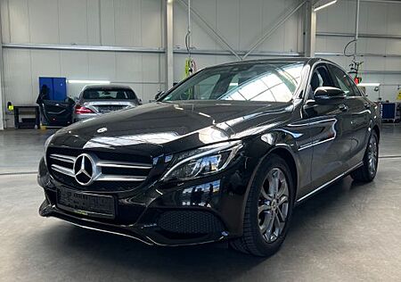 Mercedes-Benz C 200 (w205) - Avantgarde Paket - Schiebedach