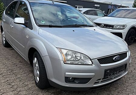 Ford Focus 1,6 (Neuer TÜV)