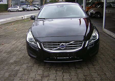 Volvo S60 Lim. Momentum