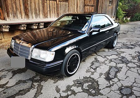 Mercedes-Benz CE 220