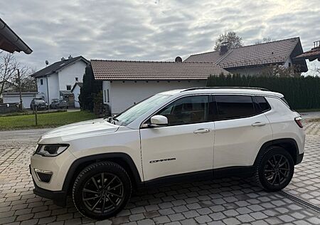 Jeep Compass 1.4 MultiAir 103kW Limited Perlweiß