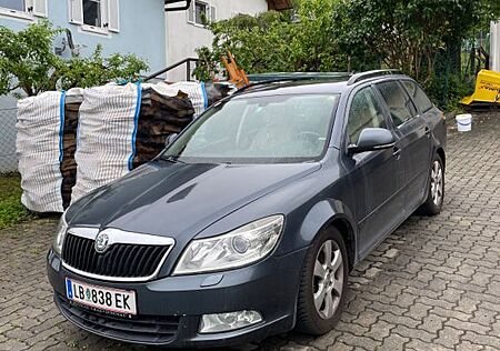 Skoda Octavia 2.0 TDI DPF Elegance Combi Elegance