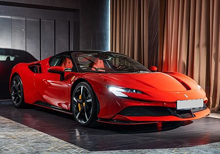 Ferrari SF90 gebraucht kaufen Ferrari SF90 Spider - RED Carbon/Assetto Fiorano/lift