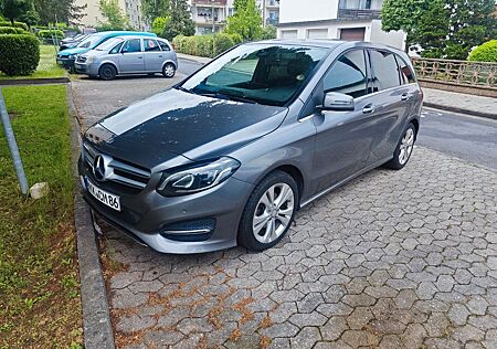 Mercedes-Benz B 200 d Sports Tourer