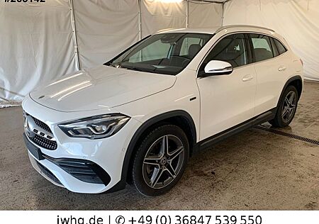 Mercedes-Benz GLA 250 e 2x AMG Line Widescreen LED Kam DAB 19"