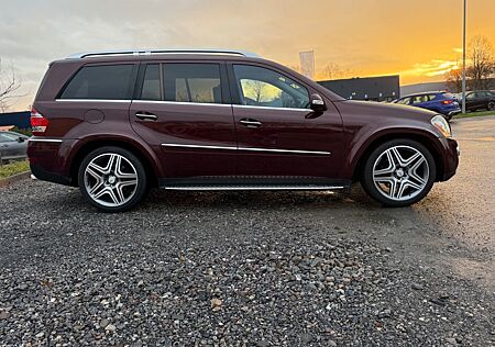 Mercedes-Benz GL 500 4MATIC -