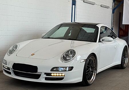 Porsche 997 Targa 4 *Motor NEU*