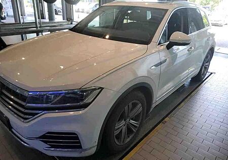 VW Touareg Volkswagen 4Motion 3.0 TSI /LUFT/PANO/AHK/LEDER/DSG