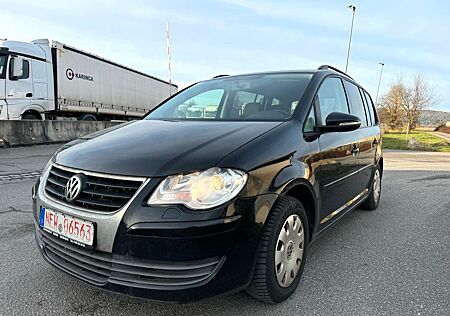 VW Touran Volkswagen Trendline * 1. HAND * 7-SITZER * NAVI *