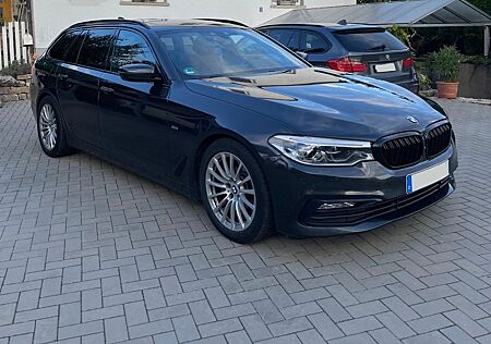 BMW 520d Touring Automatik Sport-Line Vollleder