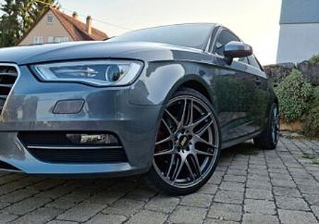 Audi A3 2.0 TDI Attraction Attraction