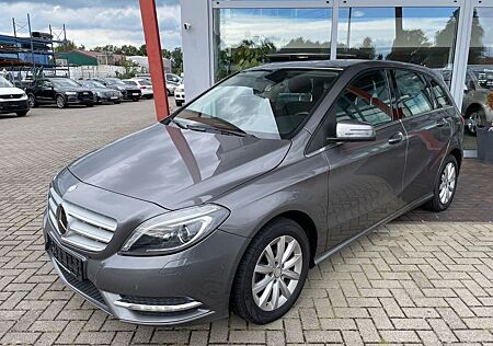 Mercedes-Benz B 200 B -Klasse Bi-Xenon*AHK*PDC*Navi