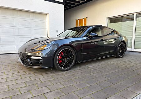 Porsche Panamera GTS , PDLS-Plus/Matrix Bose/Panorama