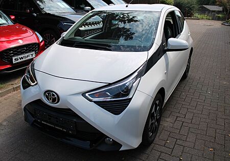 Toyota Aygo (X) Aygo (X) 1,0-l-VVT-i x-final