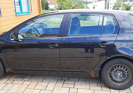 VW Golf Volkswagen V 1.9TDI Trendline Bj2007 281000km mit Rost