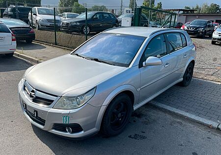 Opel Signum 1.9 CDTI Sport 88kW