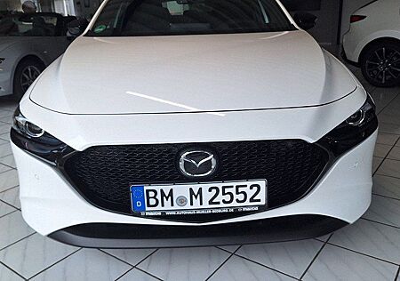 Mazda 3 2.5L e-SKYACTIV G 140ps Homura