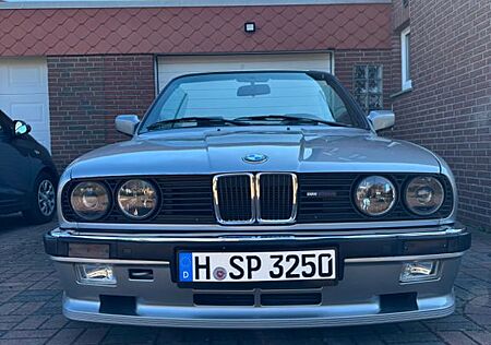 BMW 325 E30