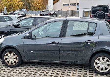 Renault Clio Dynamique 1.2 16V TCE Eco2 Dynamique
