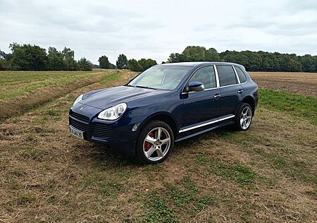 Porsche Cayenne Turbo S WLS Scheckheft gepflegt