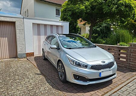 Kia Cee'd Sportswagon 1.6 CRDi DCT Platinum Edit...