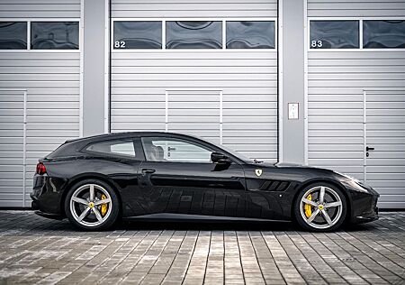 Ferrari GTC4Lusso GTC4 Lusso T V8