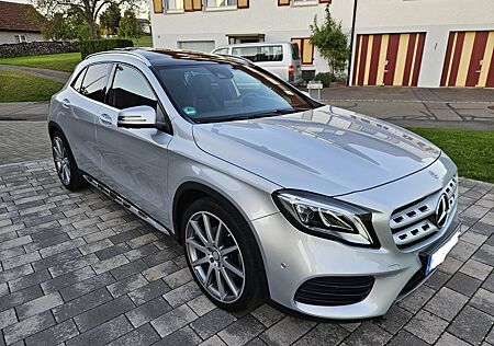 Mercedes-Benz GLA 250 AMG 360° Pano Harman COMAND LED AHK EDW